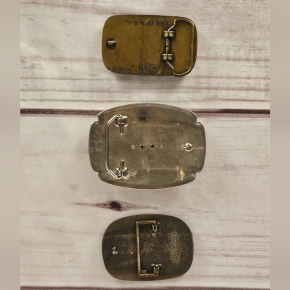 Lot of 3 Vintage Belt Buckles Taurus, Agate and Racing Car Belt Buckles - Picture 6 of 8